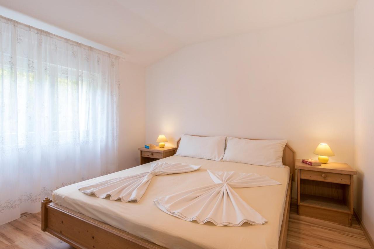 Apartments With A Parking Space Dramalj, Crikvenica - 5592 Exterior foto