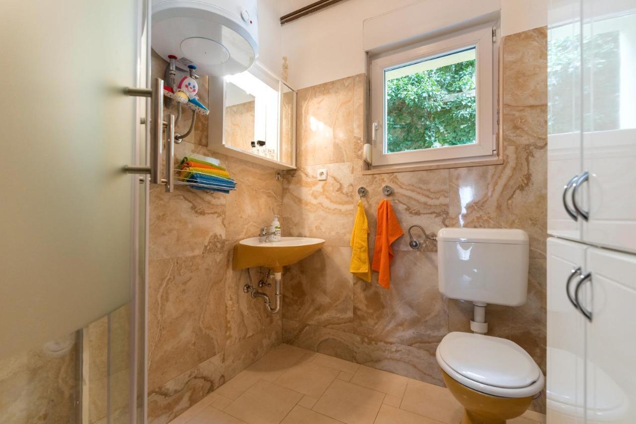 Apartments With A Parking Space Dramalj, Crikvenica - 5592 Exterior foto