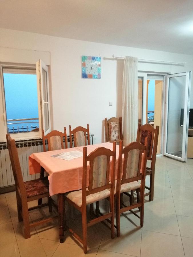 Apartments With A Parking Space Dramalj, Crikvenica - 5592 Exterior foto